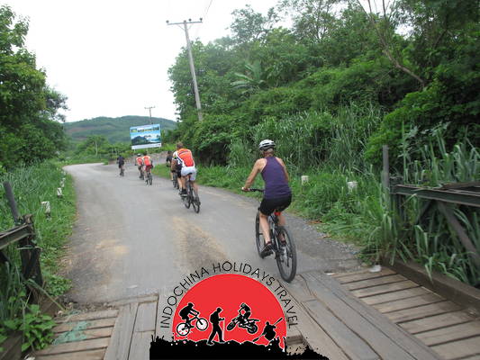 Ho Chi Minh Cycling to Hanoi via Central Highland - 14 Days 2