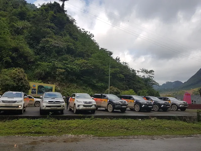 4WD To Maichau – Ninhbinh – Halong Bay - 6 Days 3