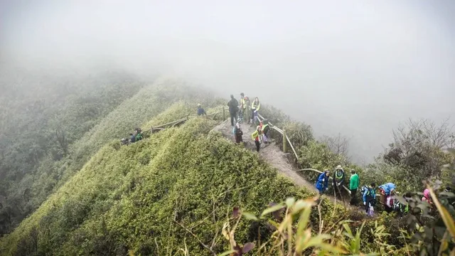 Roof Of Indochina Trekking To Conquer Mt Fansipan – 4 Days 1