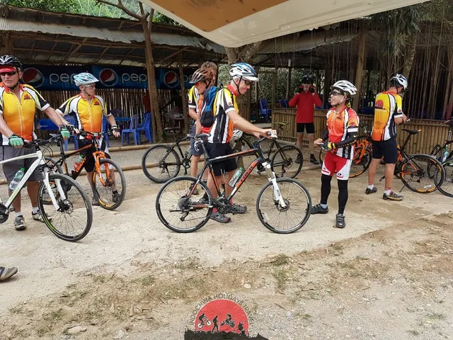 Saigon Cycling To Halong Bay - Hanoi - 16 Days 3